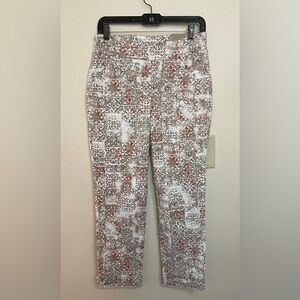 Chico’s Perfect Stretch Josie Slim Ankle Pant Classic Rise Pull On Size 6. NWT